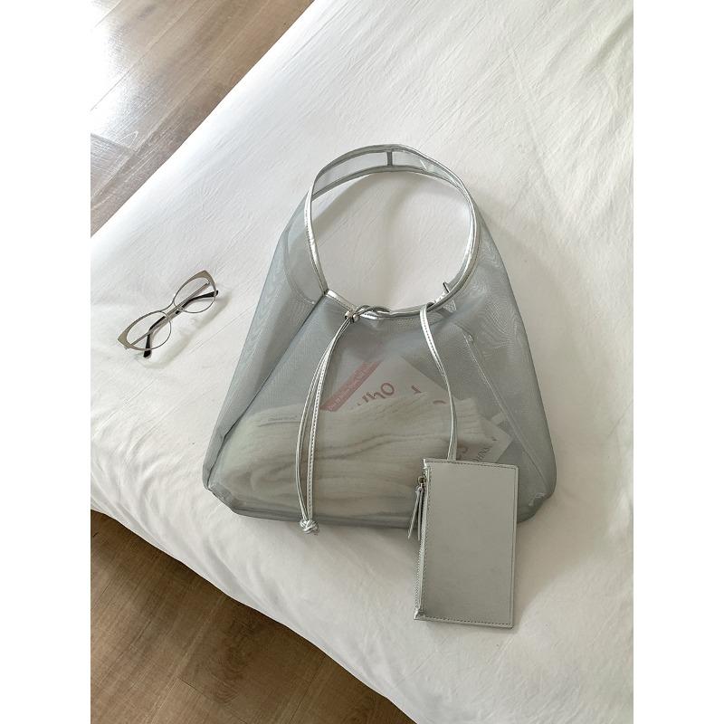 

Новая сумка-тоут летняя с высоким чувством минимализма, сумка-пельмень для поездок на работу, повседневная сетчатая сумка на плечо серебряный