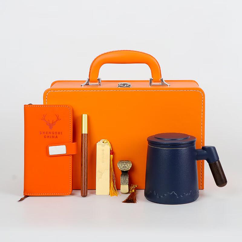 Xunyi Ceramic Tea Infuser Mug & Notebook Gift Set