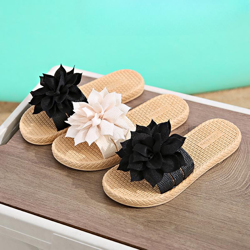 New Style of Durable Women's Flat Flip-flops Beach Shoes