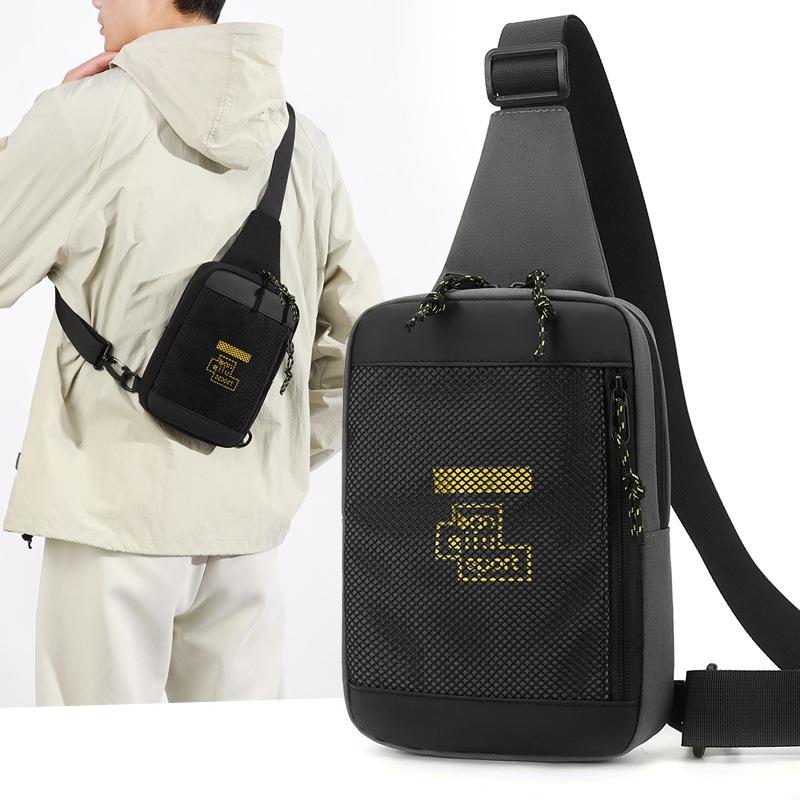 Men's Chest Bag Outdoor Sports Shoulder Bag Waterproof Lightweight Outdoor Crossbody Bag