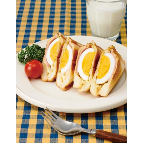 Toffy Hot Sandwich Maker K-HS1 (Shell Pink) - Bakes 2 Slices, Cooks Crusts, and Works In 5-6 Minutes - Easy To Use, Retro Design, Cute, Perfect for Br