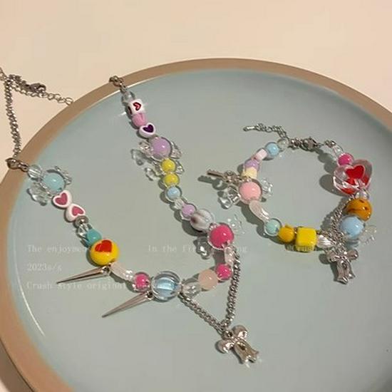 Vibrant Star & Heart Necklace for Women - Trendy Summer Clavicle Chain with Light Luxury Design