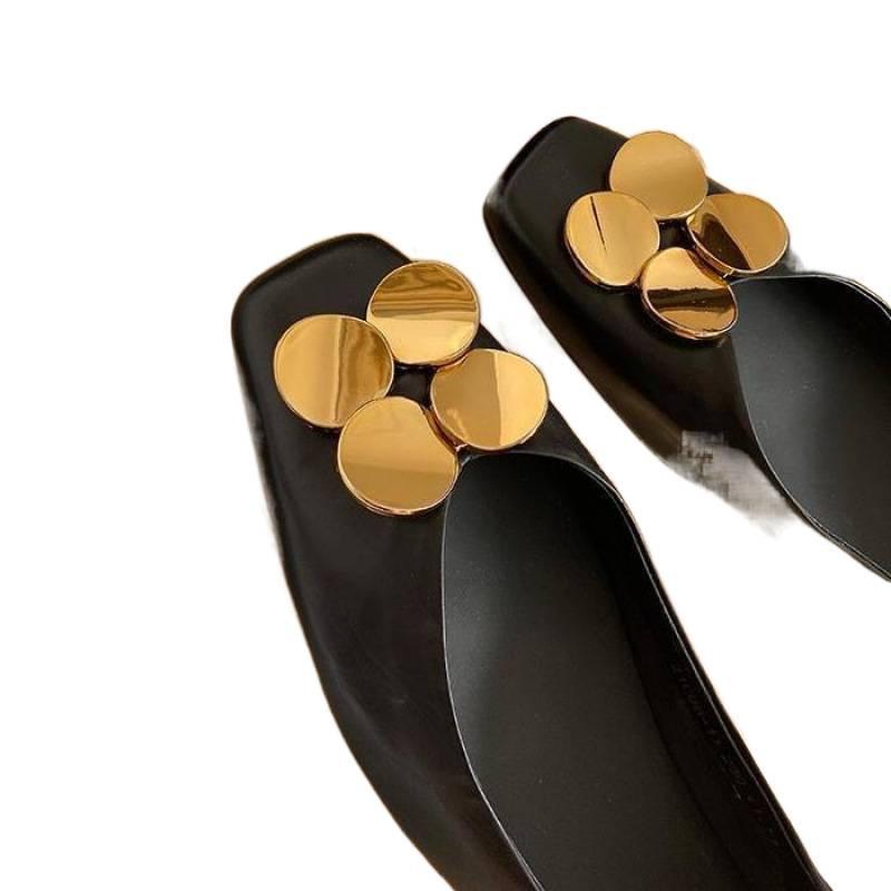 Metal square head single shoes women's versatile spring and autumn 2025 new flat bottom shallow mouth low heel retro grandma shoes ladyshoes