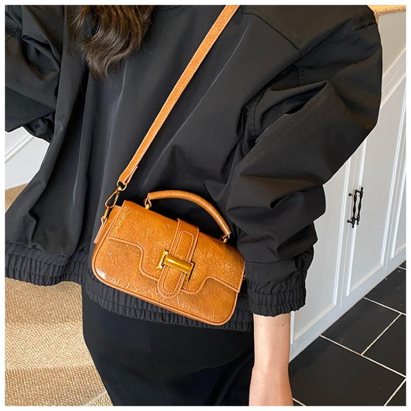 Retro Portable Small Square Bag Women's New Versatile Commuter Bag High-end Shoulder Messenger Bag