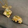 French Retro Lace Yellow Diamond Women's Ring - Hand-Brushed, Pleated, Forged Gold with Elegant Niche Design.