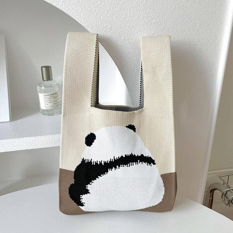 Knitted bag Girls vest bag Small square bag New knitted bag Hand bag Knitted bag Oblique span