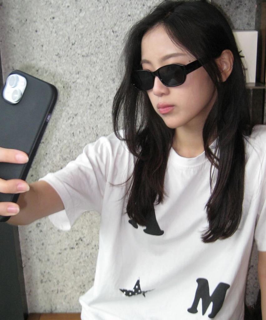 Hangeul Cali Flat Sunglasses Black