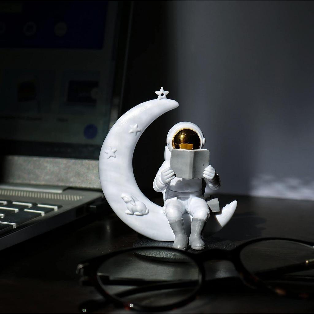 Niedliche Astronautenfigur aus dem Weltraum Actionfigur Spielzeug Statue für Ausstellungsstück Heim Wohnzimmer Dekor Büro Schreibtischdekoration Armaturenbrett