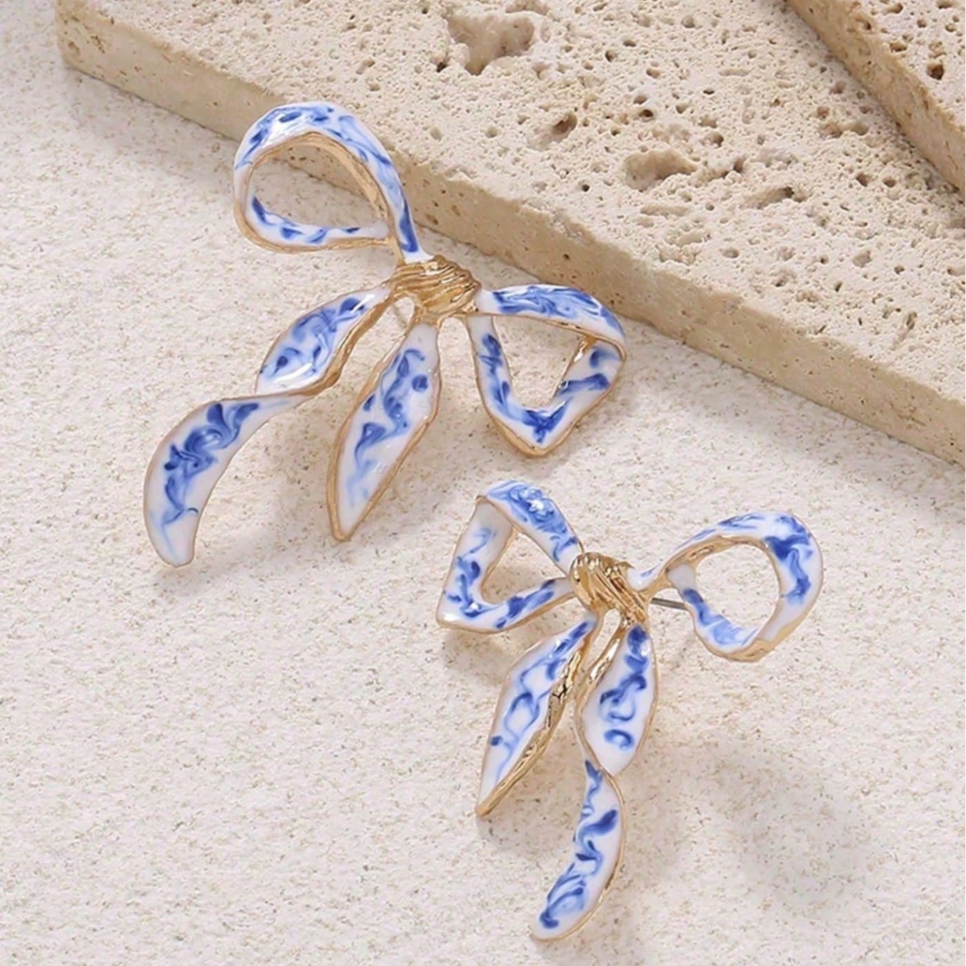 

Винтажные Серьги-Банты Сине-Белые Масляная Живопись, Модные Эмалевые Серьги-Ленты Для Женщин one-size разноцветный