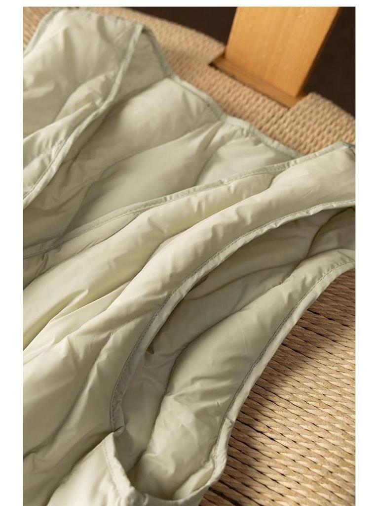 Women's 2024 V-Neck Lightweight Down Vest - Short Style, Sleeveless Base Layer Coat