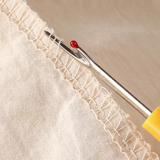 Sewing Box Magnetic Needle Organizer Thread Spool Threader Thimble Storage Case Sewing Kit Organizer for Embroidery Quilting Cross Stitch