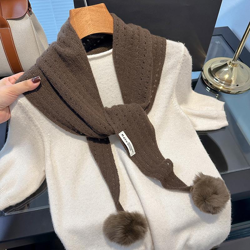 100% Wool British Triangular Scarf Scarf for Women Head Scarf Knitted Scarf Warm Soft Cashmere Poncho Echarpe Stole Party