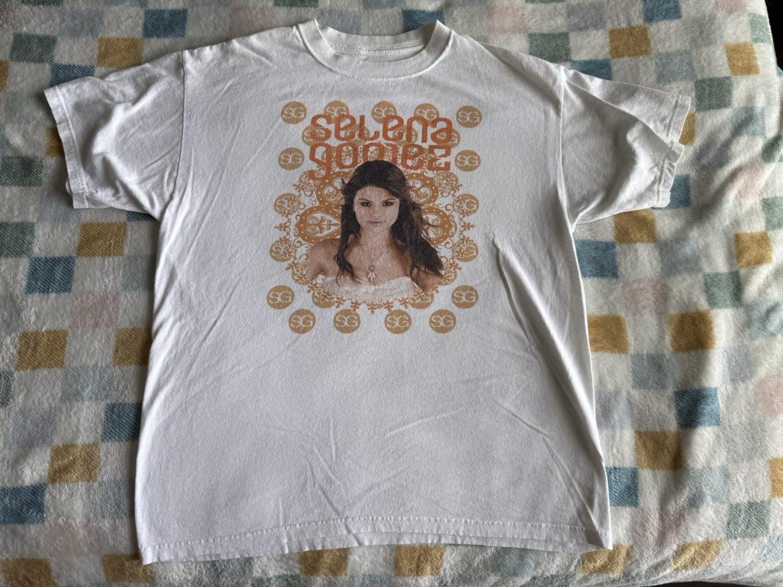 Selena Gomez Kiss & Tell Tour 2009 2010 Tee T-Shirt Large XXXXL