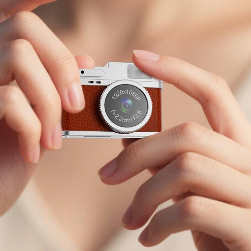 Mini Keychain Camera 1080P Mini Thumb Sized Camera Keychain Video Camera Camcorder for Students Kids Travel Outdoor