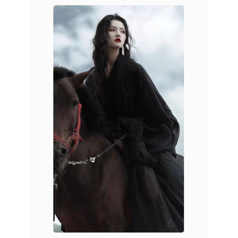 Chinesisches Wei- und Jin-Dynastie-Stil-Hanfu-Kreuzkragen-Taillen- und elegantes Ritter-irrendes schwarzes Komplettset