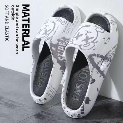 Summer Thick-Soled Non-Slip Sandals for Men and Women: Ideal for Couples, Students, Celebrities, Indoor Bathing, or Outdoor Wear.