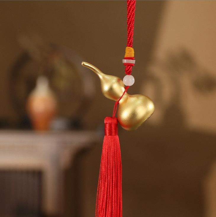 Golden Brass Gourd Ornament: Wealth-Attracting Spring Festival Decor & Housewarming Gift