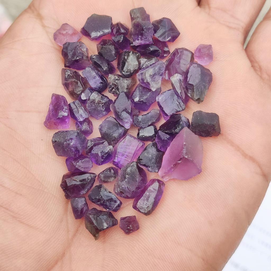 Best Color Natural African Amethyst Gemstone Rough, Unpolished Stone Rough, Gemstone Rough Mix Size Lot.