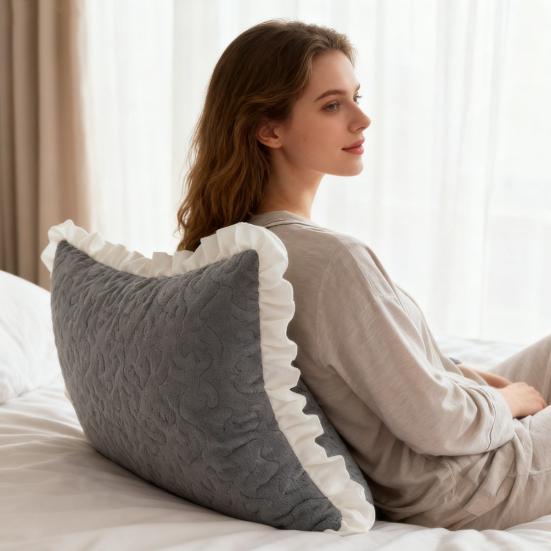 Velvet Pillowcase Autumn Winter Pillow Cover with Pleated Edge Skin-friendly Pillow