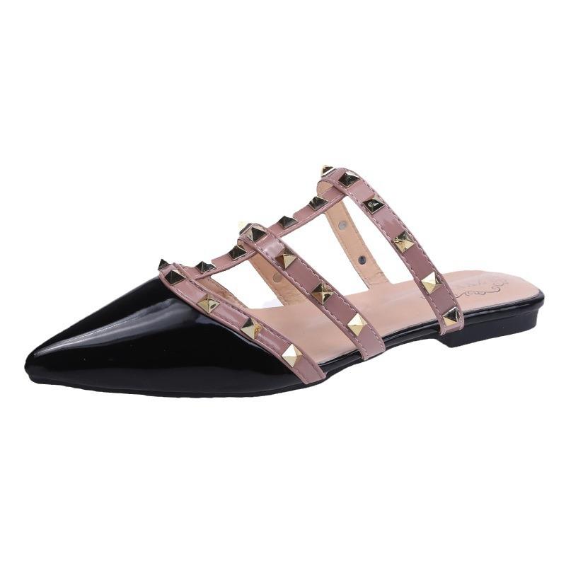 Nailed low-heeled versatile sandals 2025 new summer pointed head rivets flat bottom outer wear willow nails bag head half slippers women
