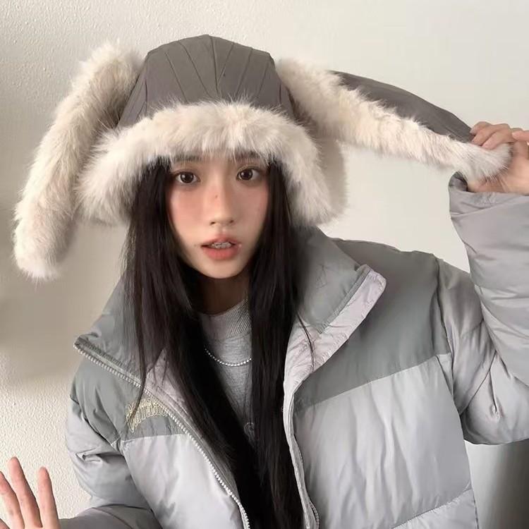 Sweet and Cool~ Two Wearing Cute Rabbit Ears Plush Hats for Women To Keep Warm In Winter, Fluffy Ear Protection, Flying Tide