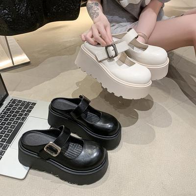 Sapatos pequenos de couro estilo Escola de Comércio Exterior 2025 primavera e verão novos sapatos de plataforma jk para aumentar a altura sapatos Mary Jane retrô de um botão
