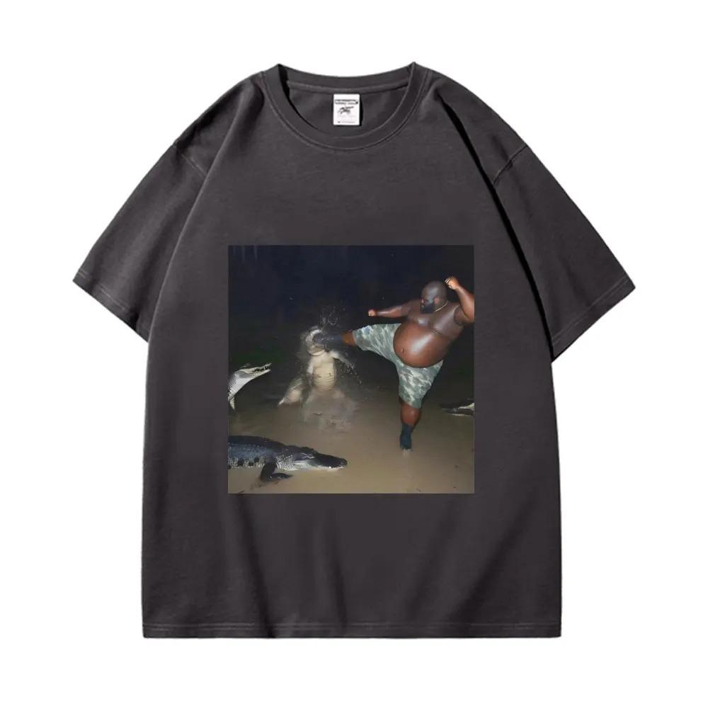 

Человек пнул аллигатора в болоте Забавные вирусные мемы Графические футболки Модные винтажные футболки с коротким рукавом Унисекс Повседневные хлопковые футболки S