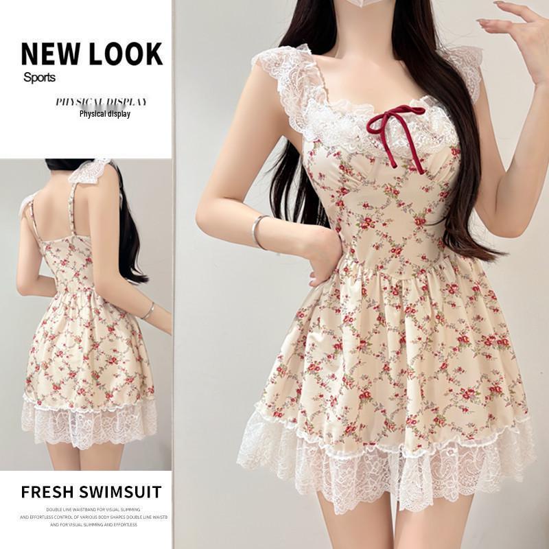2026 Women's Lace Pastoral Swimsuit: Slimming One-Piece Fairy Resort Wear