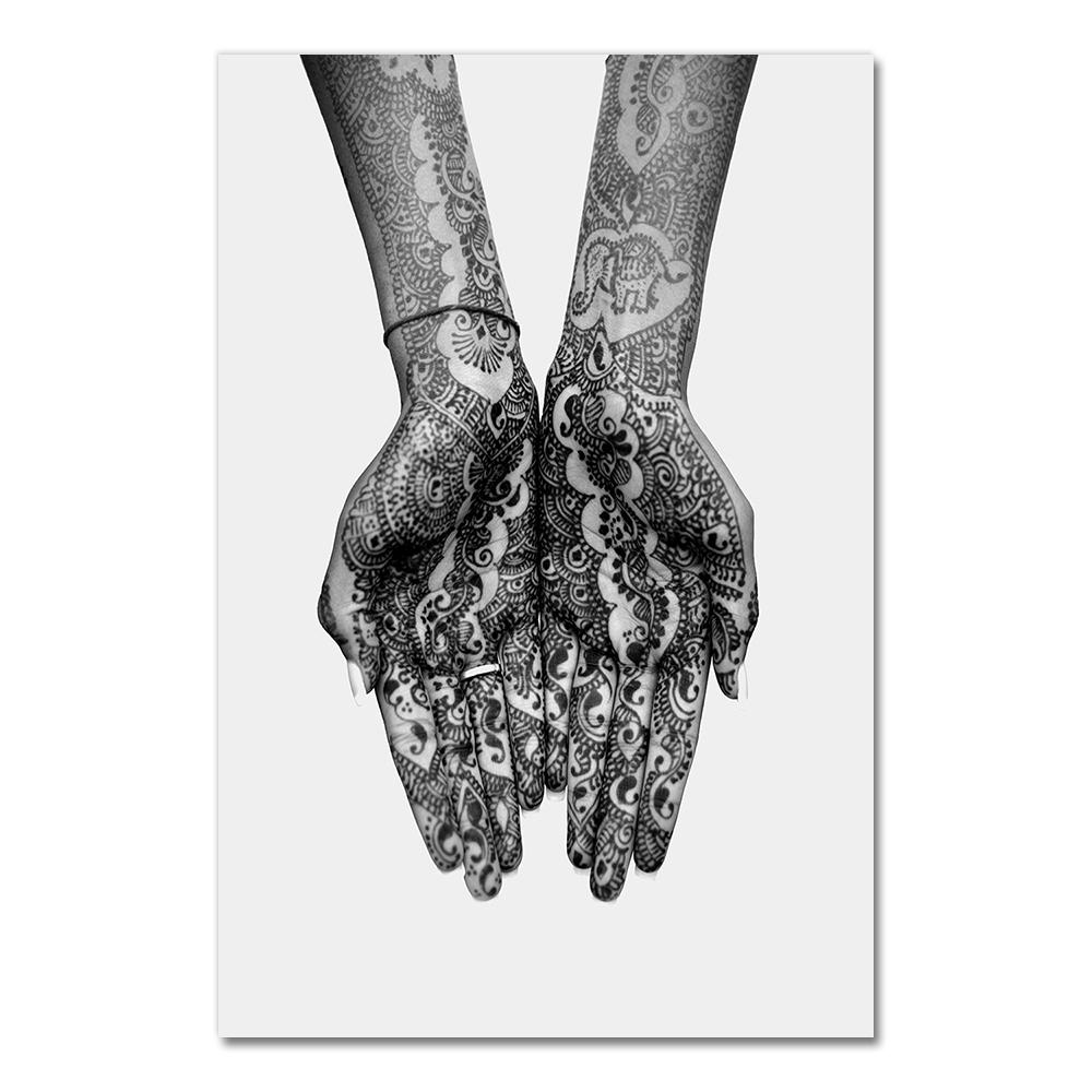Black White Poster Fashion Print Sexy Movie Girl Camera Canvas Painting Minimalist Wall Art Picture Modern Living Room Decor