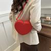 Fashionable Korean Style Solid Color Heart Shaped Pu Handbag For Spring Casual Use