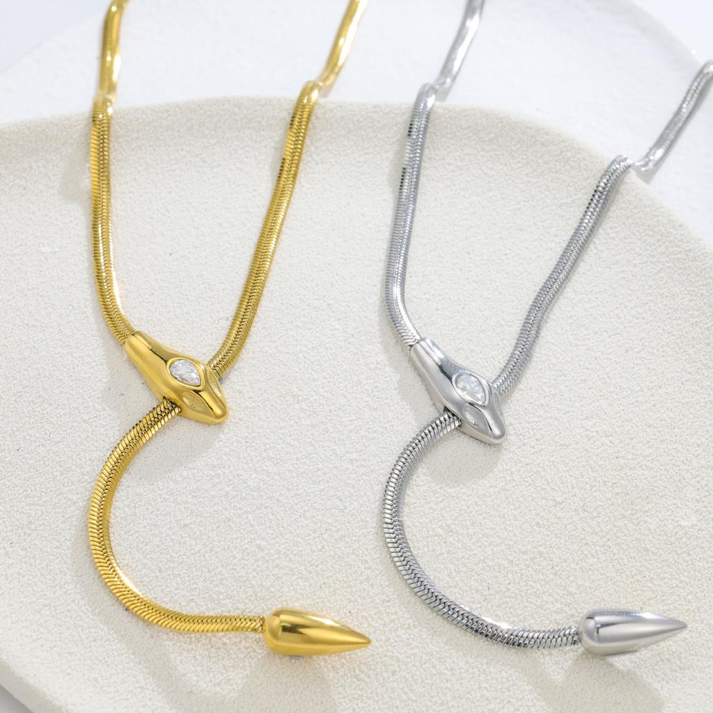 Serpentine Zircon Necklace Women'S 18K Gold Plated Titanium Steel Women'S Collarbone Chain Niche High-End Neck Chain