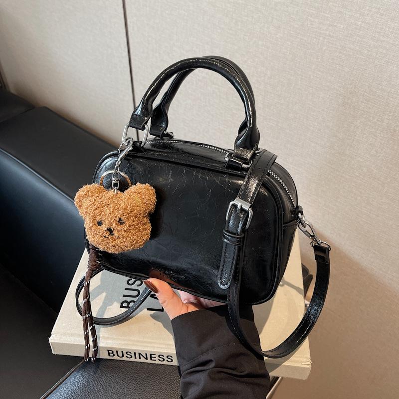 Small Bag Women's Autumn and Winter Retro Versatile New Fashion Messenger Bag To Work Portable Small Bag