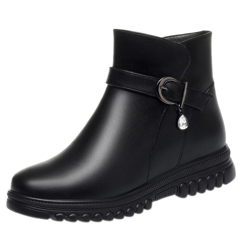 autumn and winter velvet leather shoes brown flat-soled short boots     elderly short boots children's winter shoes soft leather cotton shoes