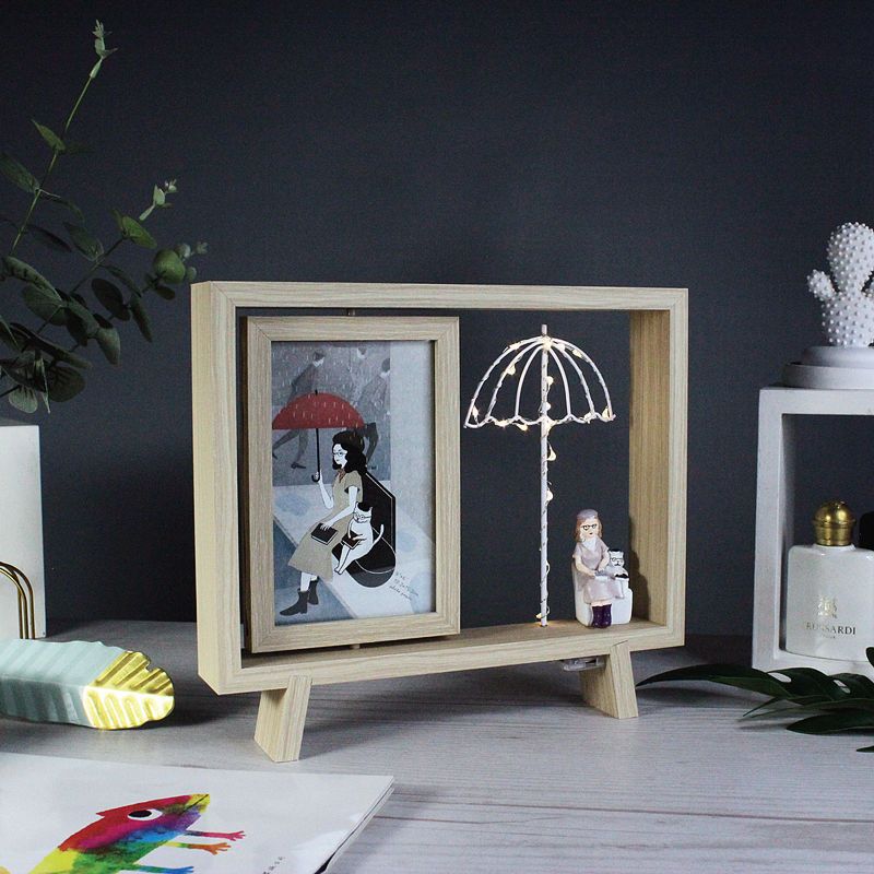 Nordic style personalized couple 6-inch double-sided photo rotating desk photo frame with LED light creative photo frame display
