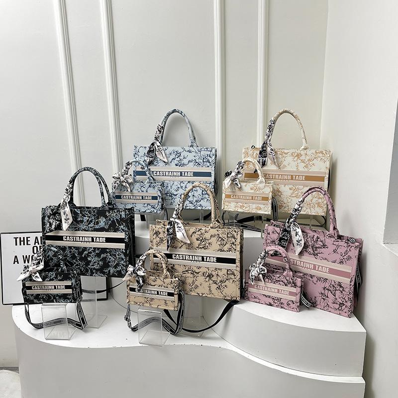 Portable tote bag women's new letter-printed shoulder large bag, foreign-style versatile casual messenger bag