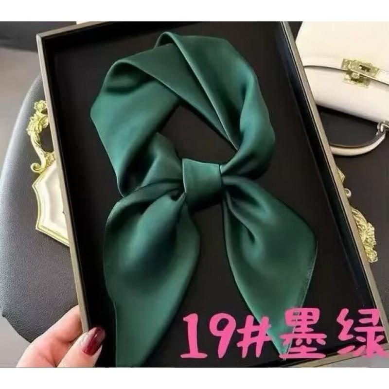 Foulard Quadrato 70cm in Raso Imitazione Seta Tinta Unita Donna Elegante Semplice Versatile per Collo Fascia Decorativa