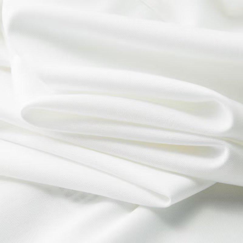 Męska koszula biała slim fit z chińskim haftem, z długim rękawem - Jesień 2023, Casualowa i niegniotliwa