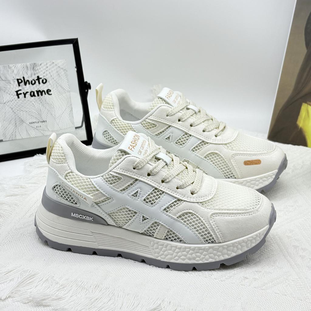 2025 new summer women's shoes platform white shoes women's versatile moral training shoes children's popular soft-soled Forrest Gump shoes