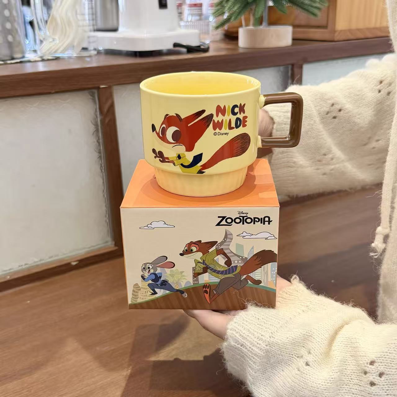 Набор чашек Новые высококачественные керамические кружки Бытовые парные стаканы для воды Кружки для завтрака