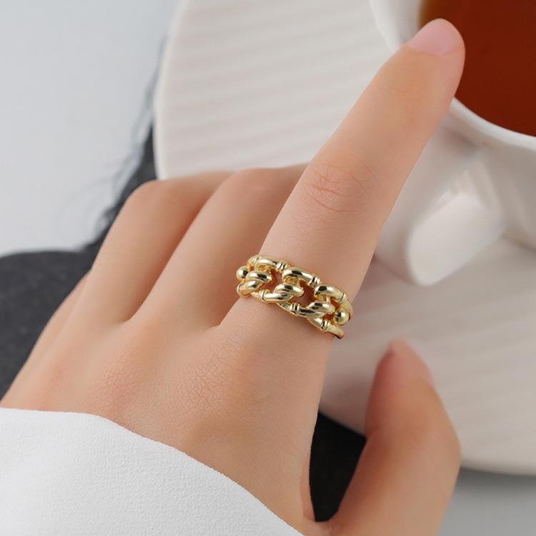 

Versatile s925 Sterling Silver Knotted Finger Ring for Women - Japanese & Korean Niche Design, Cold Style, High-End Jewelry One Size золотой