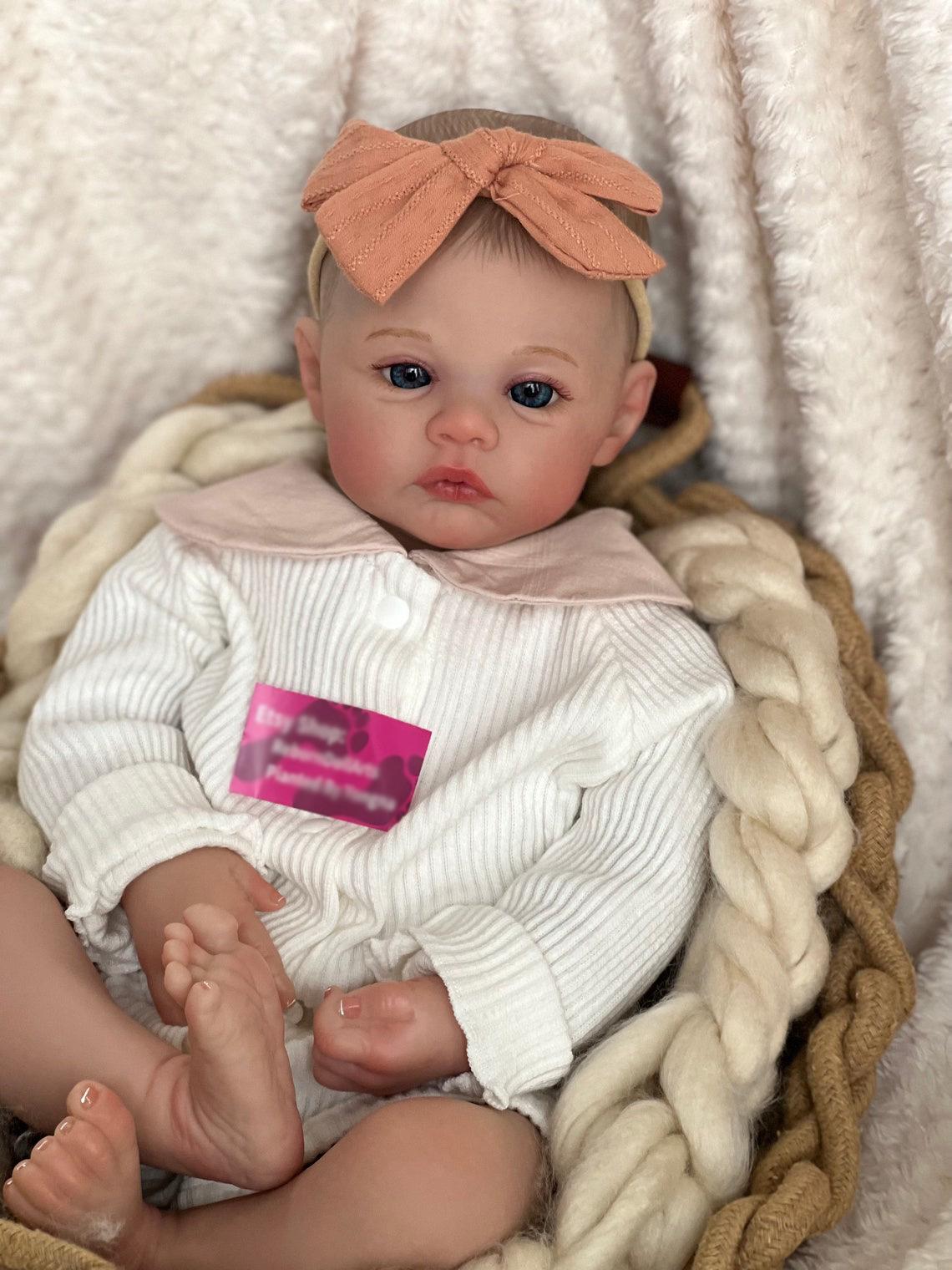 49cm Realistic Handmade Doll with 3D Skin and Visible Veins 49 cm Cloth Body Doll