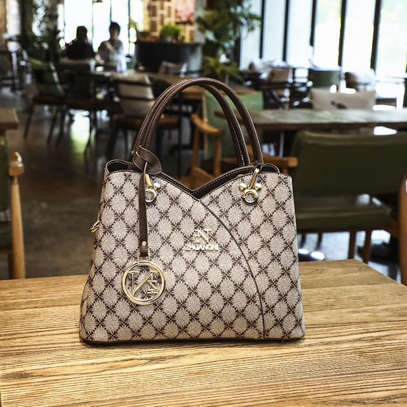 

Новая модная сумка с принтом, простая наплечная сумка, ретро женская сумка, популярная сумка-тоут с ромбовидным узором