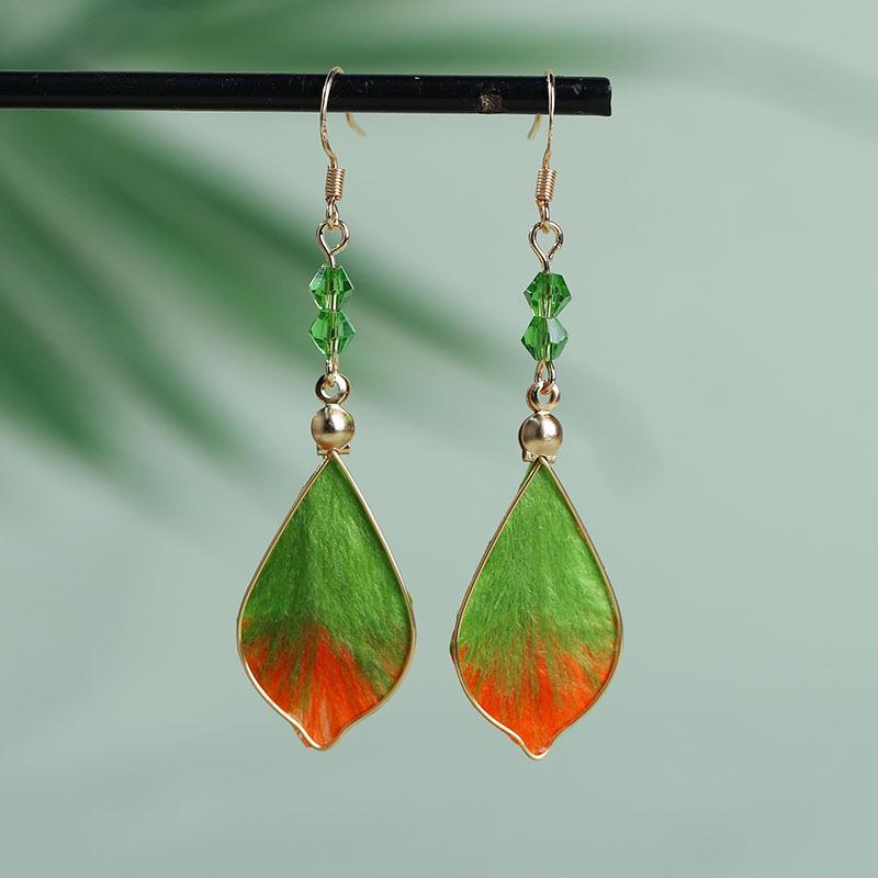 

Модные серьги-подвески для женщин