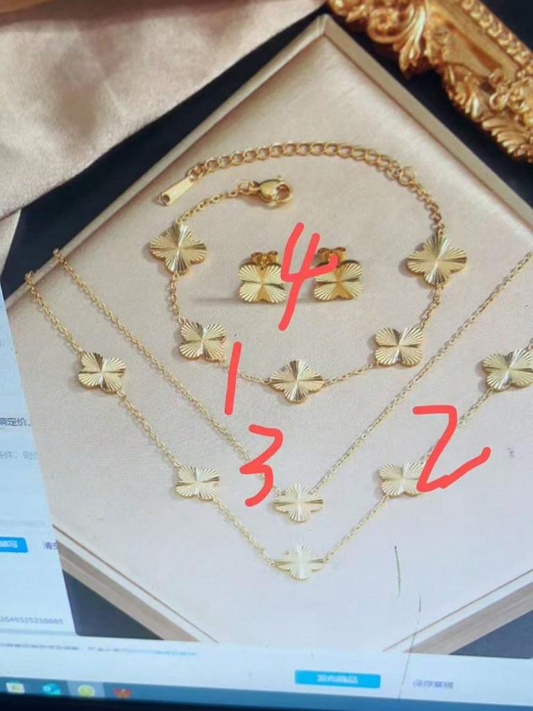 Gold Tone Four Leaf Clover Necklace Bracelet Earring Set for Women