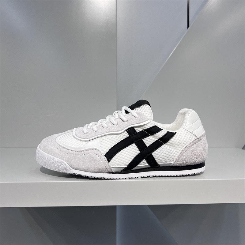 

2025 summer new comfortable versatile breathable mesh breathable non-slip low-top casual shoes summer mesh men s board shoes 44