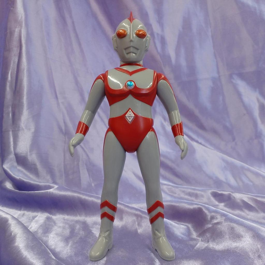 Used Yamanaya Galactic Federation 25th Anniversary Edition Soft Vinyl Doll Ultraman 80