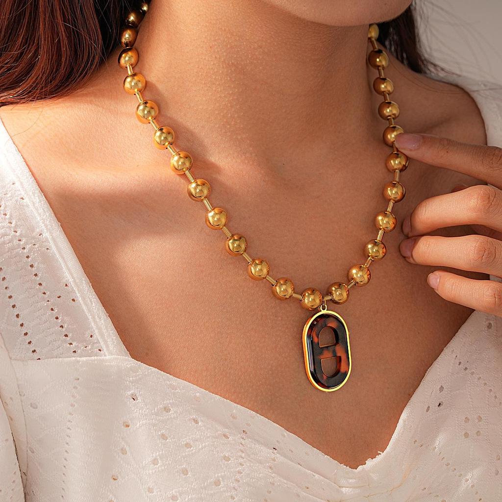 Retro European-American Beaded Titanium Steel Butterfly Flower Necklace with High-End Style