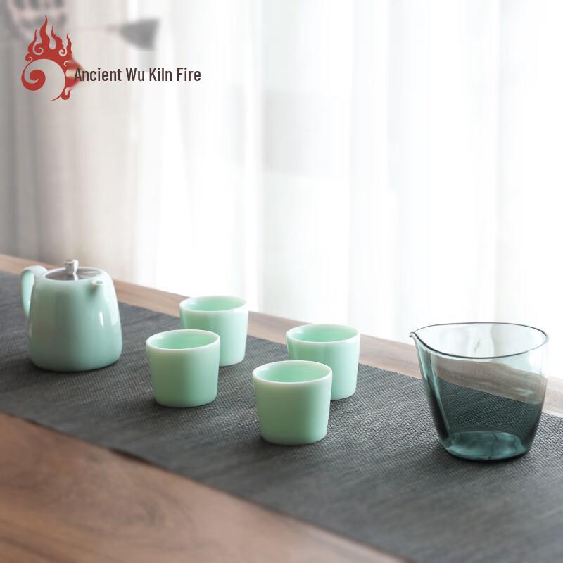

Guwu Kiln Xiaoya Ceramic Tea Set