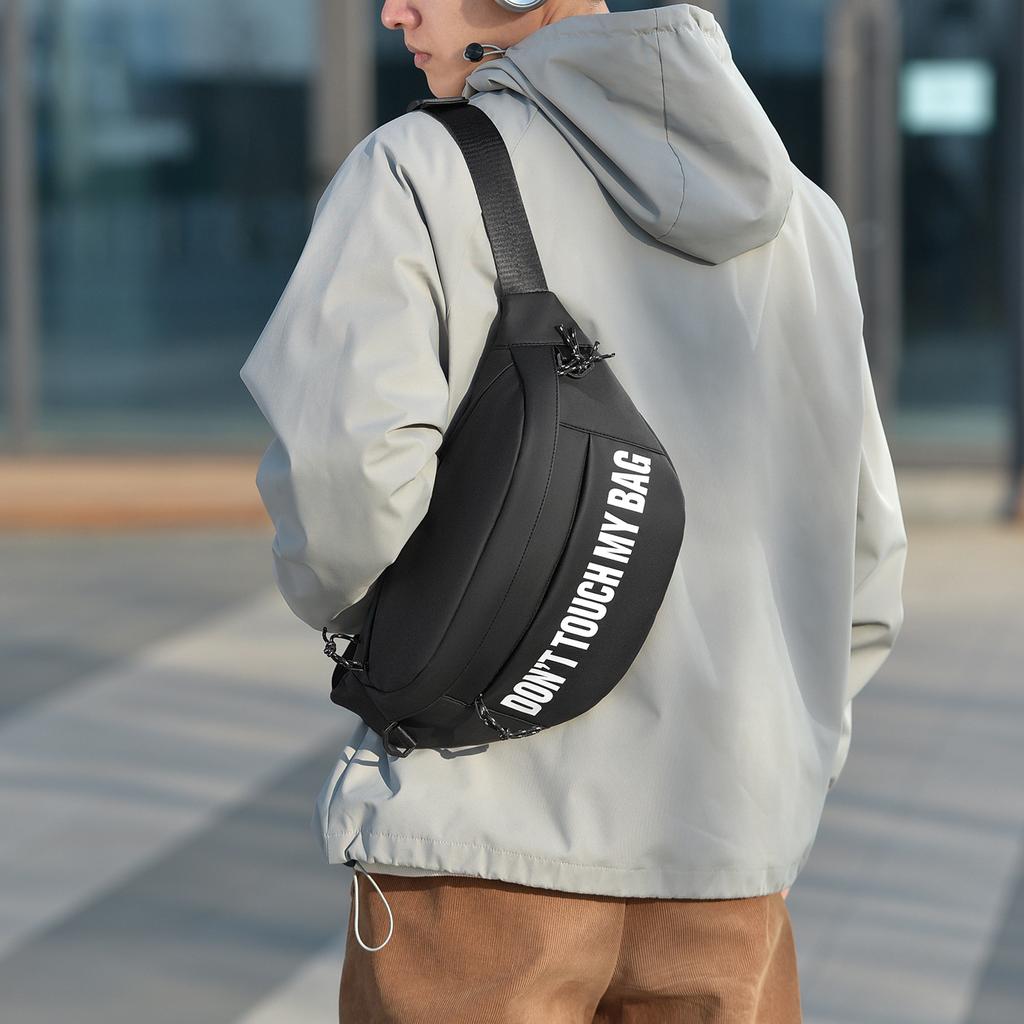 Light Commuter Bag, Chest Bag, Men'S Design, Cycling Bag, Locomotive Backpack, Anti-Splashing Shoulder Bag, Men'S Messenger Bag.