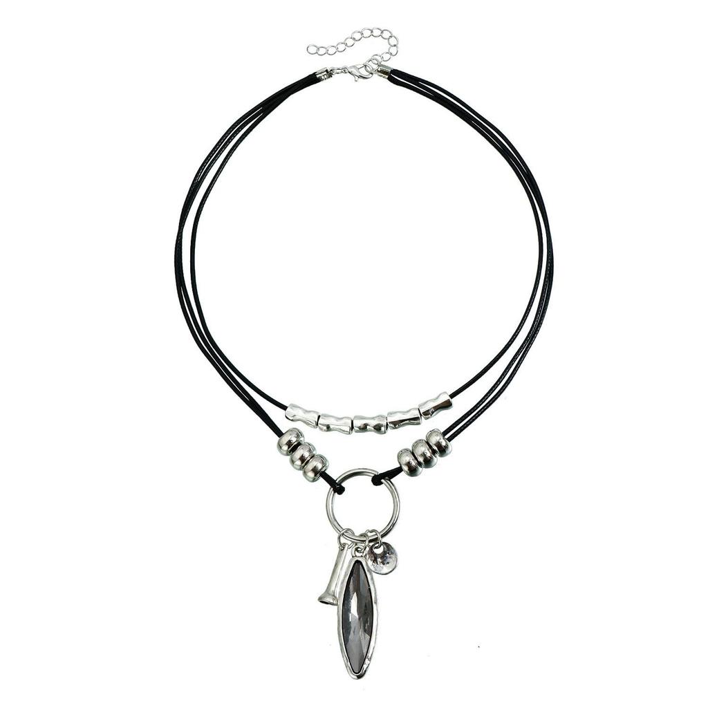 Collier Rhombus Géométrique Diamant Noir: Style Punk Industriel Rétro avec Corde en Cuir pour Femmes